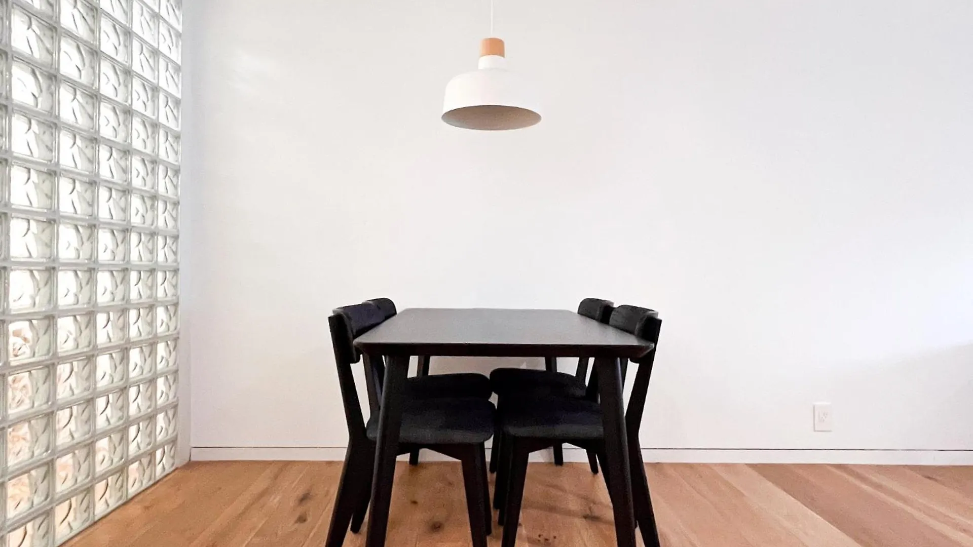 Exquisite And Modern Stay In Brooklyn At Rem-Casa New York 0*,  USA