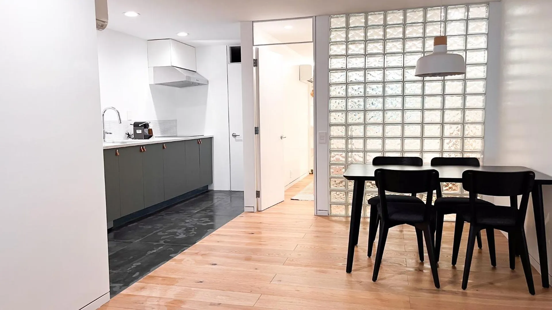 Exquisite And Modern Stay In Brooklyn At Rem-Casa 뉴욕